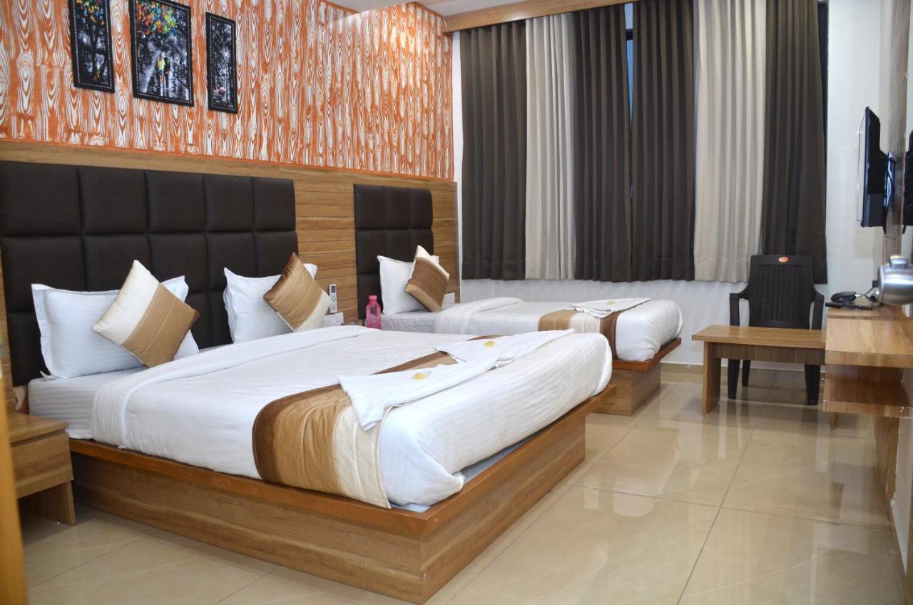 Hotel Newyork Inn Ананд Экстерьер фото